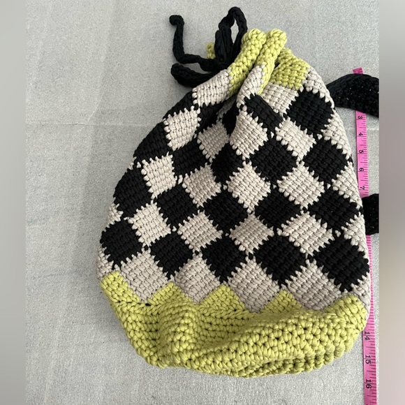 Handmade Crochet Black Gray Checkered WMN Shoulder Bag Green Accent - Picture 3 of 6